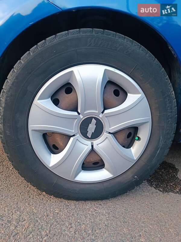 Хэтчбек Chevrolet Aveo 2008 в Ровно