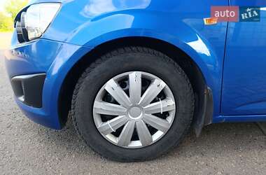 Седан Chevrolet Aveo 2012 в 