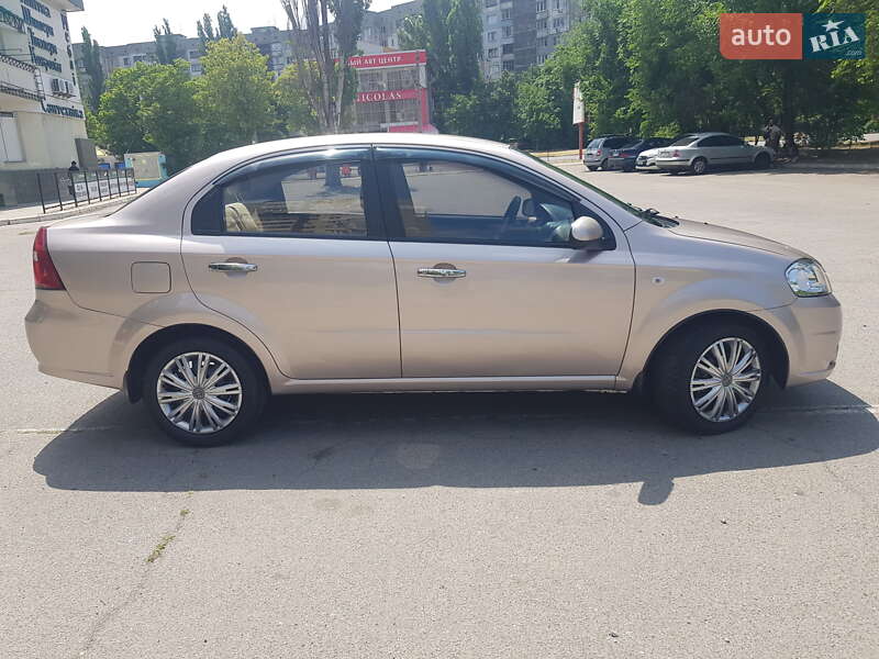 Седан Chevrolet Aveo 2008 в Одессе