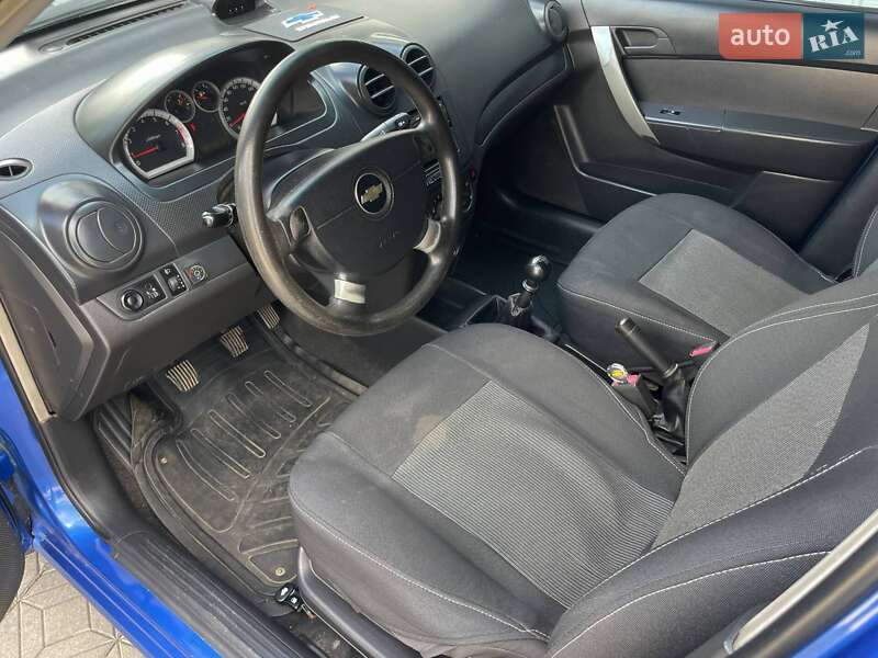Седан Chevrolet Aveo 2008 в Миколаєві
