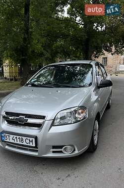 Седан Chevrolet Aveo 2008 в Умані