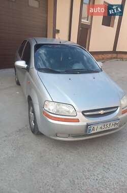 Седан Chevrolet Aveo 2004 в Києві