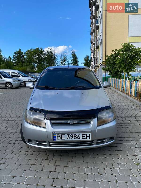 Хетчбек Chevrolet Aveo 2008 в Івано-Франківську