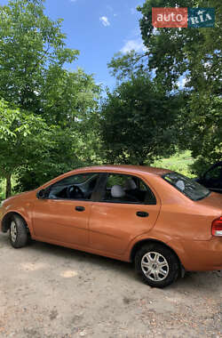 Седан Chevrolet Aveo 2005 в 