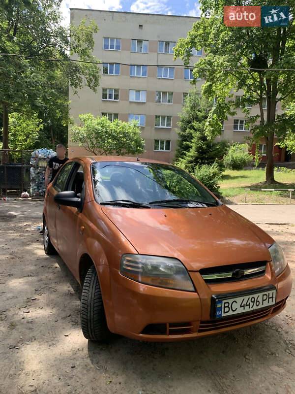 Седан Chevrolet Aveo 2005 в Дублянах