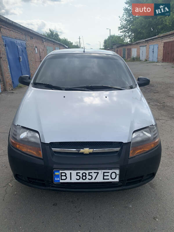 Седан Chevrolet Aveo 2005 в Миргороде