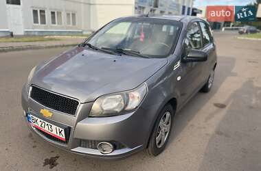 Хетчбек Chevrolet Aveo 2011 в Рівному