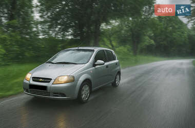 Хэтчбек Chevrolet Aveo 2006 в Фастове