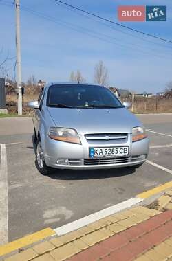 Хэтчбек Chevrolet Aveo 2007 в Киеве