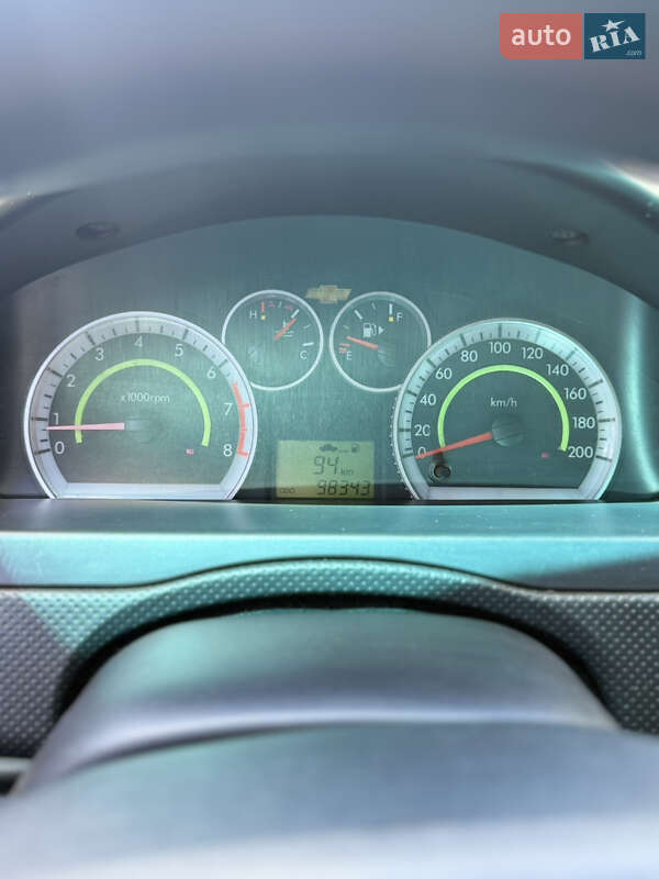 Седан Chevrolet Aveo 2008 в Полтаве