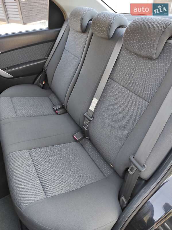 Седан Chevrolet Aveo 2007 в Харькове