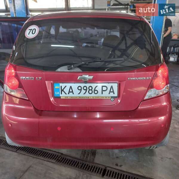 Хэтчбек Chevrolet Aveo 2005 в Киеве