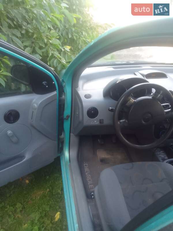 Седан Chevrolet Aveo 2005 в Чернігові