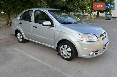 Седан Chevrolet Aveo 2011 в Житомире