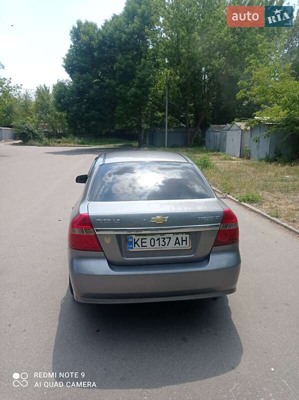 Седан Chevrolet Aveo 2011 в Днепре