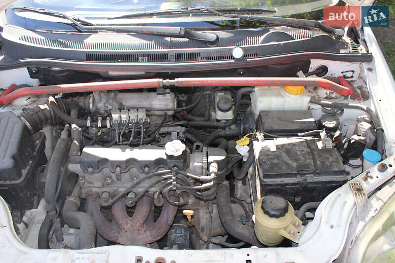 Седан Chevrolet Aveo 2006 в Києві фото 16 Седан Chevrolet Aveo 2006 в Києві