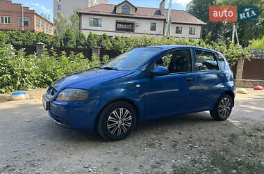 Хетчбек Chevrolet Aveo 2006 в 