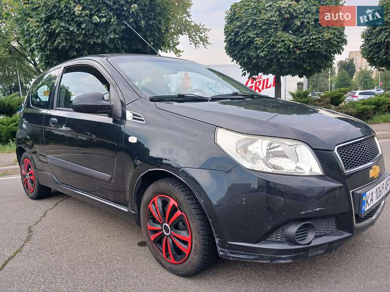 Хэтчбек Chevrolet Aveo 2008 в Киеве