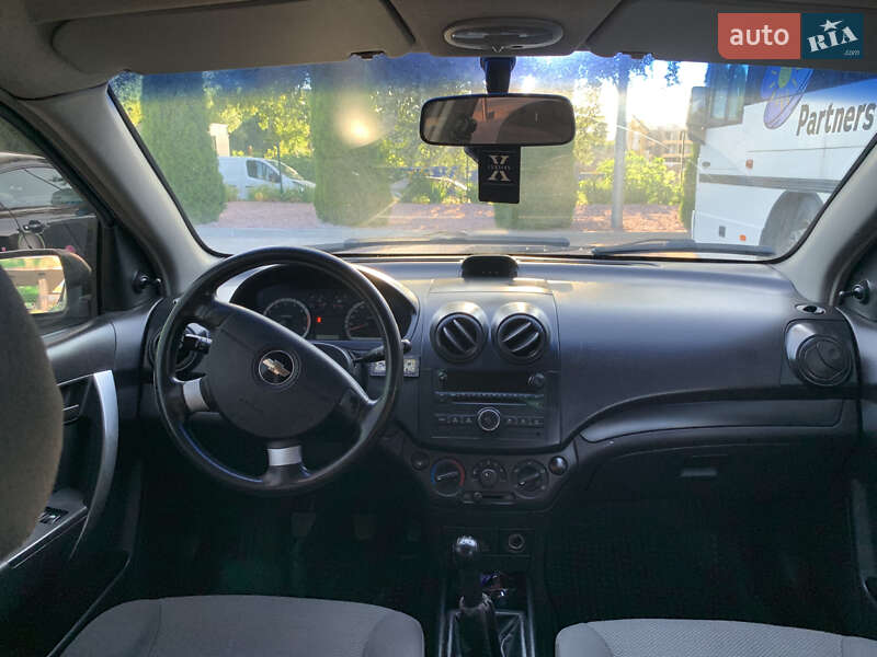 Седан Chevrolet Aveo 2006 в Житомире