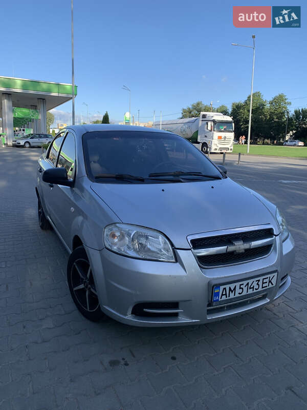 Седан Chevrolet Aveo 2006 в Житомире