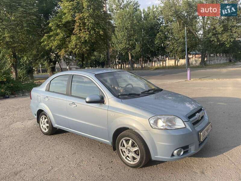 Седан Chevrolet Aveo 2008 в 
