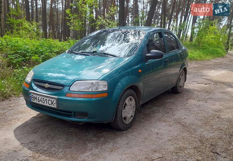 Седан Chevrolet Aveo 2004 в Сумах