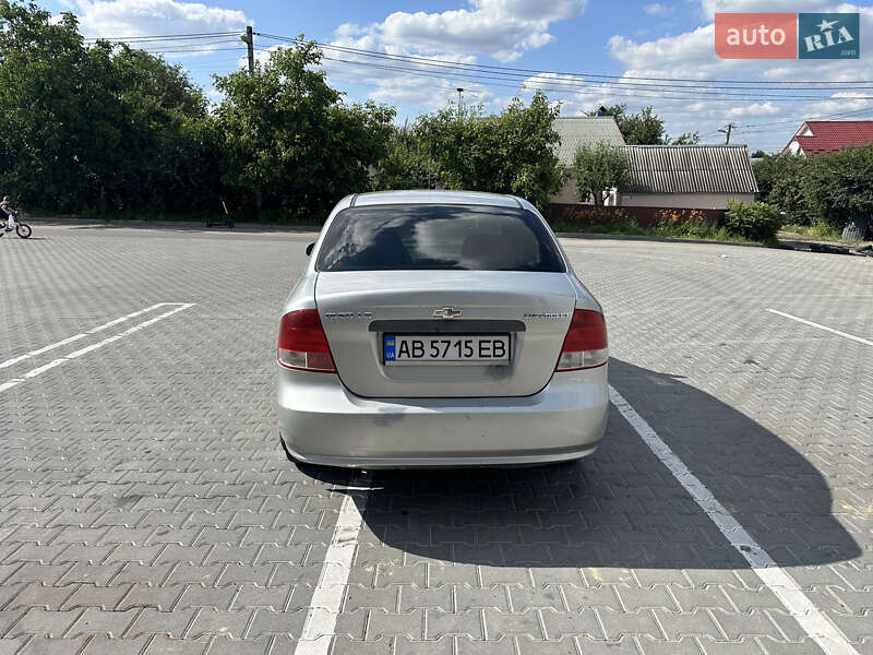 Седан Chevrolet Aveo 2005 в Виннице