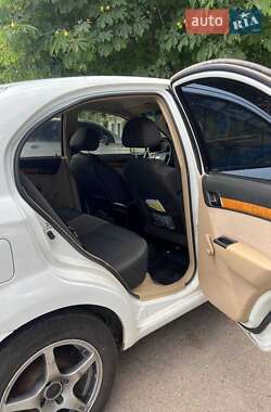 Седан Chevrolet Aveo 2008 в 