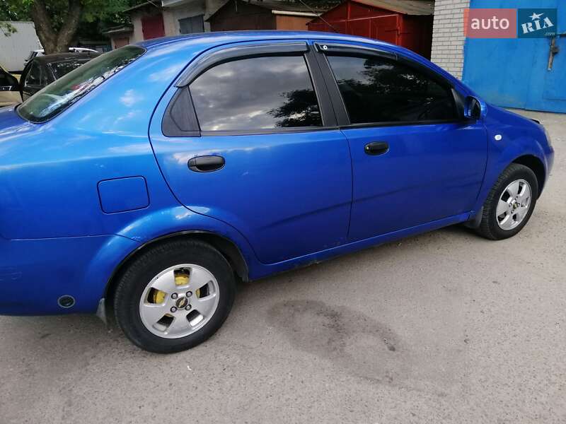 Седан Chevrolet Aveo 2006 в Белой Церкви