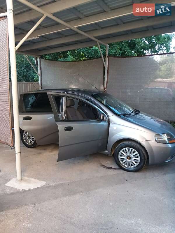 Хэтчбек Chevrolet Aveo 2008 в Виннице