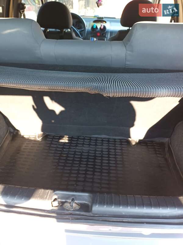 Хэтчбек Chevrolet Aveo 2008 в Виннице