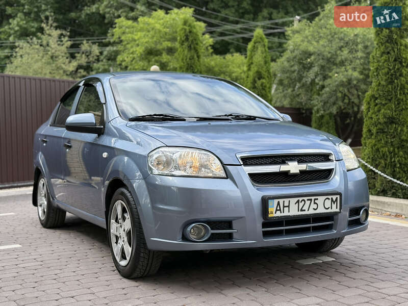 Седан Chevrolet Aveo 2007 в Косове