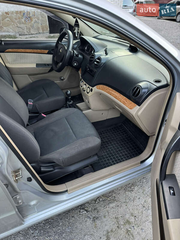 Седан Chevrolet Aveo 2008 в Тернополе