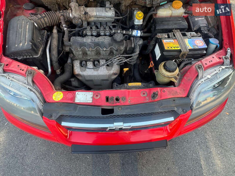 Хэтчбек Chevrolet Aveo 2008 в Харькове