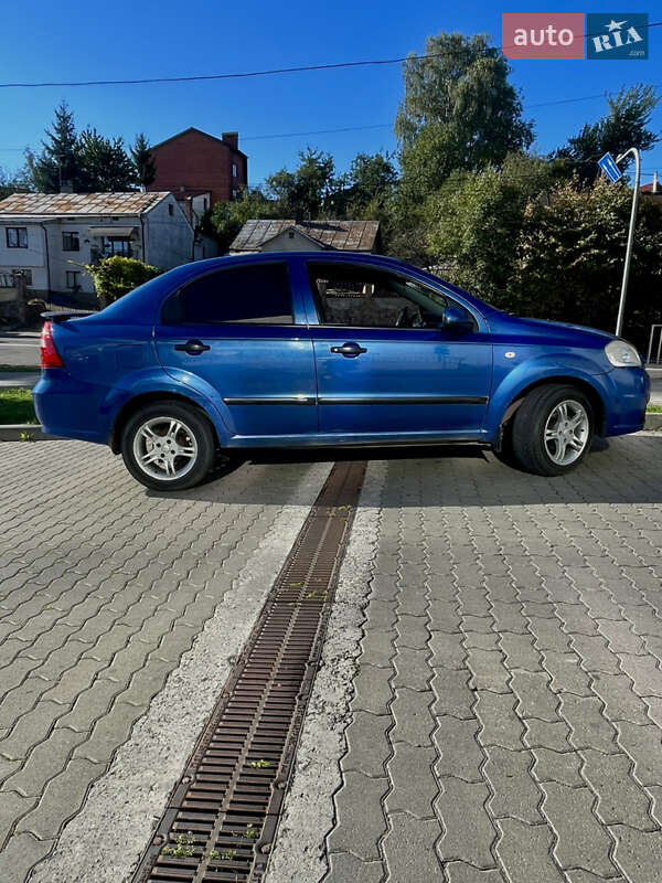 Седан Chevrolet Aveo 2007 в Львові