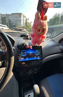 Седан Chevrolet Aveo 2007 в 
