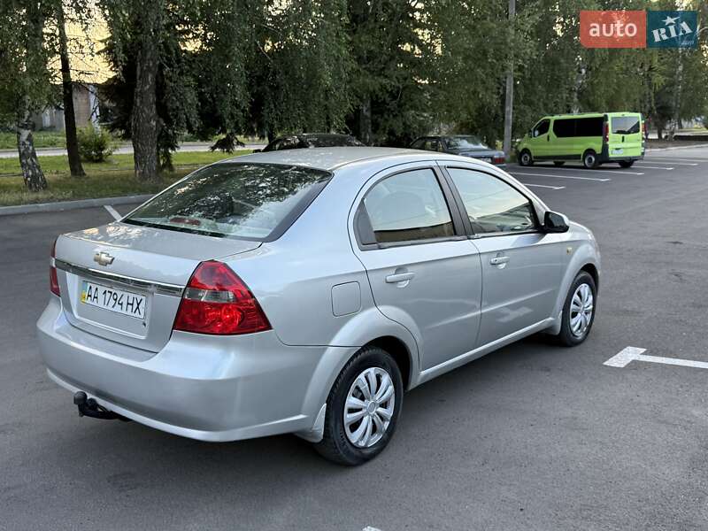 Седан Chevrolet Aveo 2008 в Золотоноше