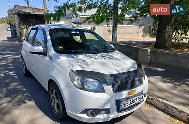 Хэтчбек Chevrolet Aveo 2011 в Первомайске