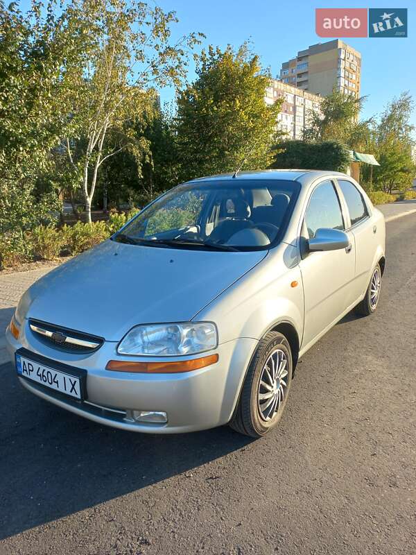 Chevrolet Aveo 2004