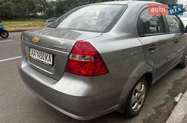 Седан Chevrolet Aveo 2010 в 