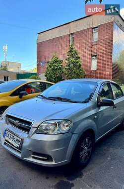Седан Chevrolet Aveo 2006 в Киеве