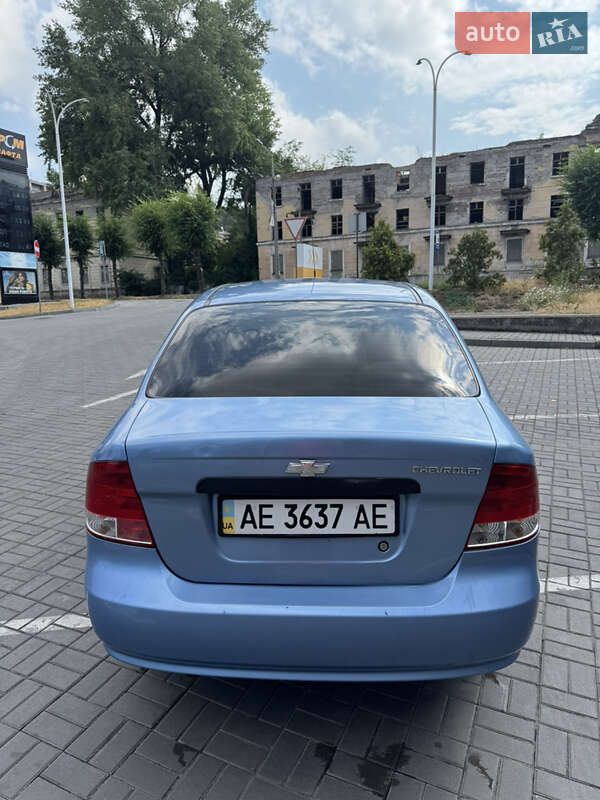 Седан Chevrolet Aveo 2005 в Каменском