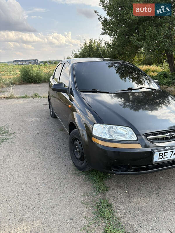 Седан Chevrolet Aveo 2005 в Голованевске