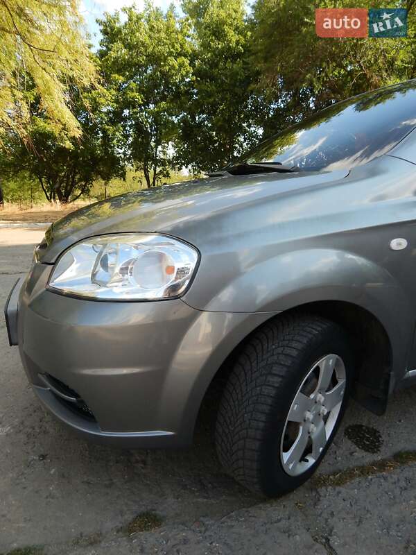 Седан Chevrolet Aveo 2008 в Марганце