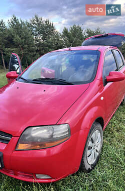Хэтчбек Chevrolet Aveo 2006 в Добросине