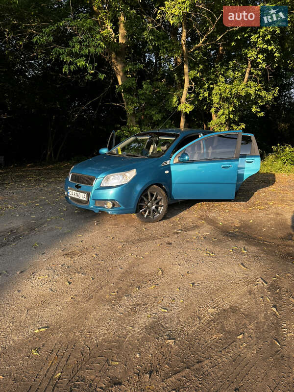 Хэтчбек Chevrolet Aveo 2008 в Глевахе