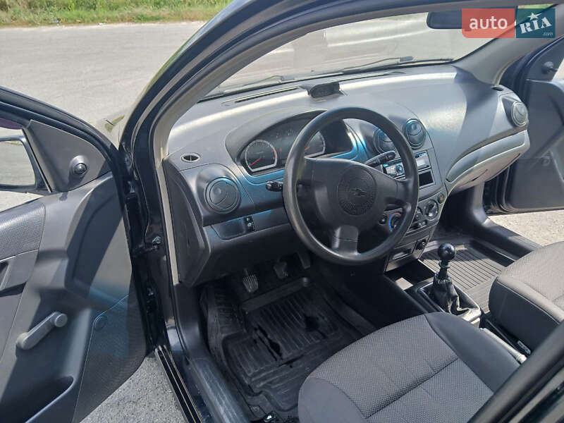Седан Chevrolet Aveo 2008 в Владимире