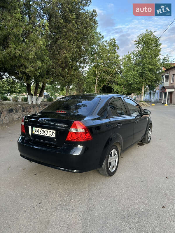 Седан Chevrolet Aveo 2007 в Новой Одессе