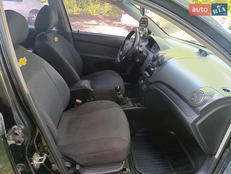 Седан Chevrolet Aveo 2009 в Запорожье