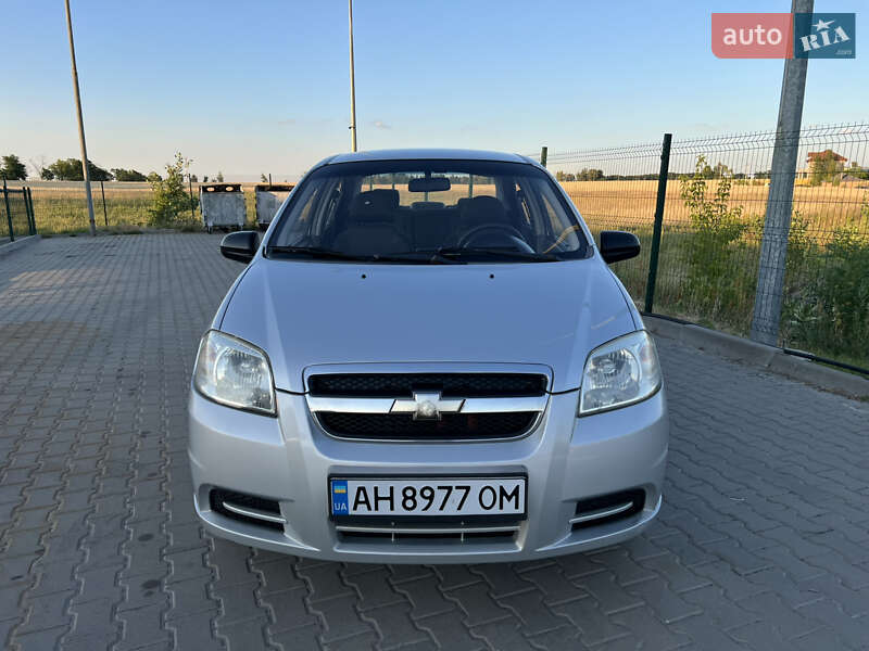 Седан Chevrolet Aveo 2008 в Києві